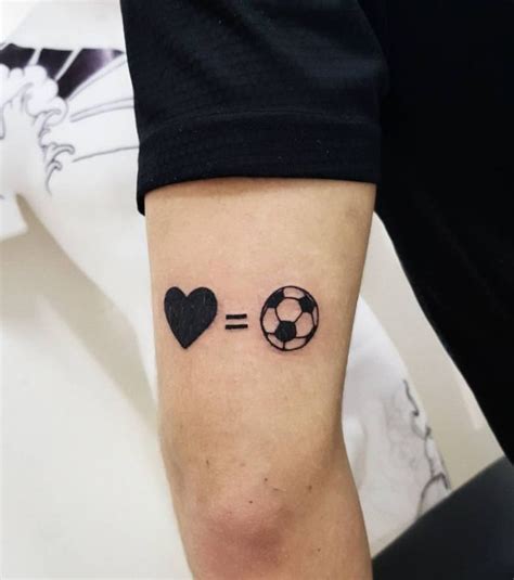 Las 10 mejores ideas e inspiración sobre tatuajes de futbol。